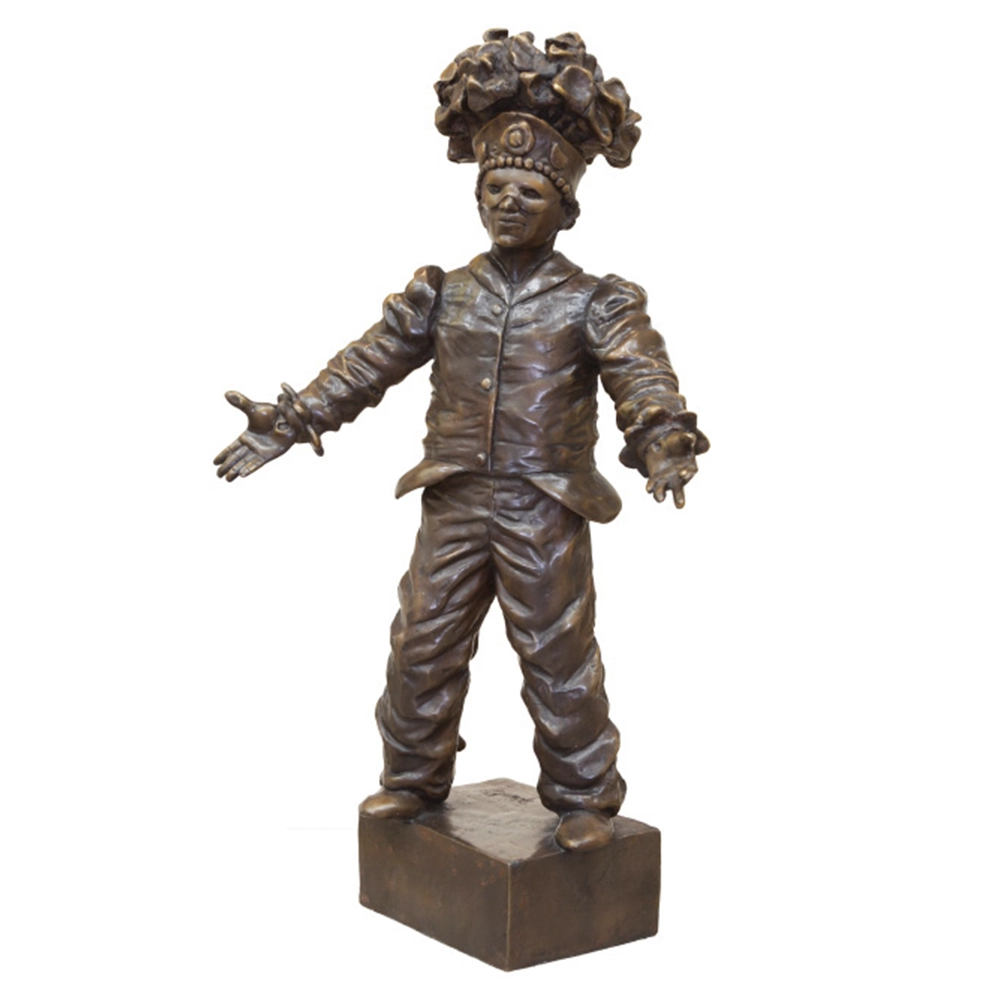 Mario Gruber - Série Fantasiado 4/7. Bronze patinado, 45x26x13 cm