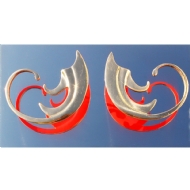 Fernando Cardoso - Use em caso de emergência. Bronze patinado e inox, 14x26x5 cm, 2018